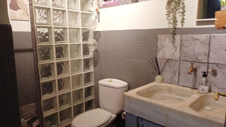 8 soveværelse Finca/Landehus til salg i Caniles med swimmingpool - € 395.000 (Ref: 8697475)