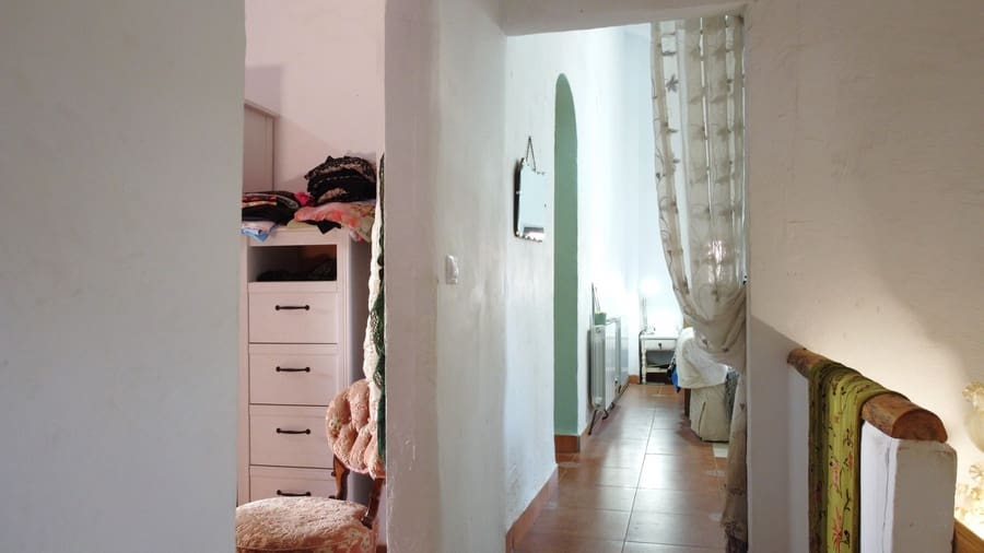 8 soveværelse Finca/Landehus til salg i Caniles med swimmingpool - € 395.000 (Ref: 8697475)