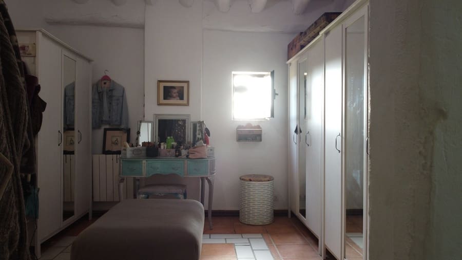 8 soveværelse Finca/Landehus til salg i Caniles med swimmingpool - € 395.000 (Ref: 8697475)