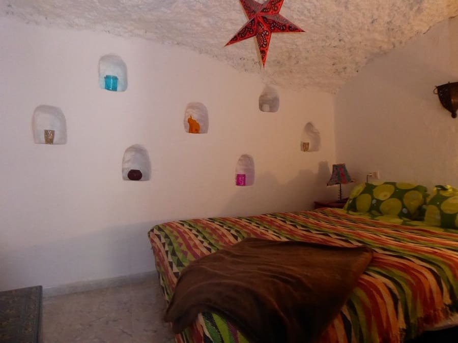 6 chambre Maison Troglodyte à vendre à Gor - 72 000 € (Ref: 8700668)