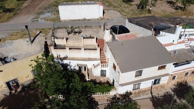 6 camera da letto Finca/Casa di Campagna in vendita in Gor con garage - 69.000 € (Rif: 8700668)