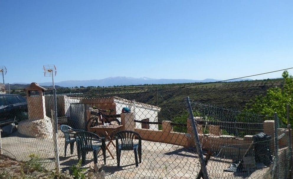 6 soveværelse Finca/Landehus til salg i Gor med garage - € 69.000 (Ref: 8700668)