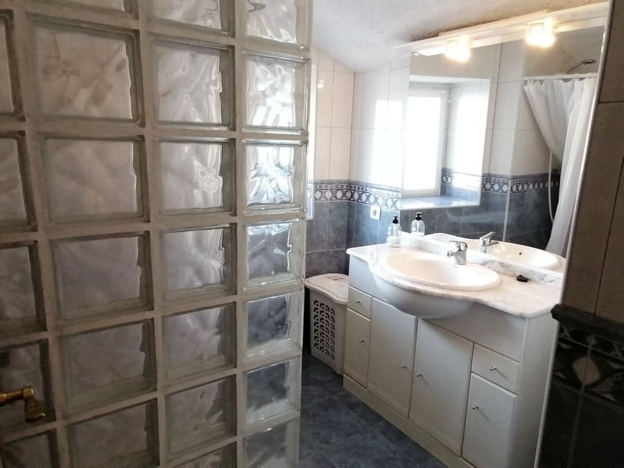 5 soverom Grottehus til salgs i Cortes de Baza - € 115 000 (Ref: 8707434)