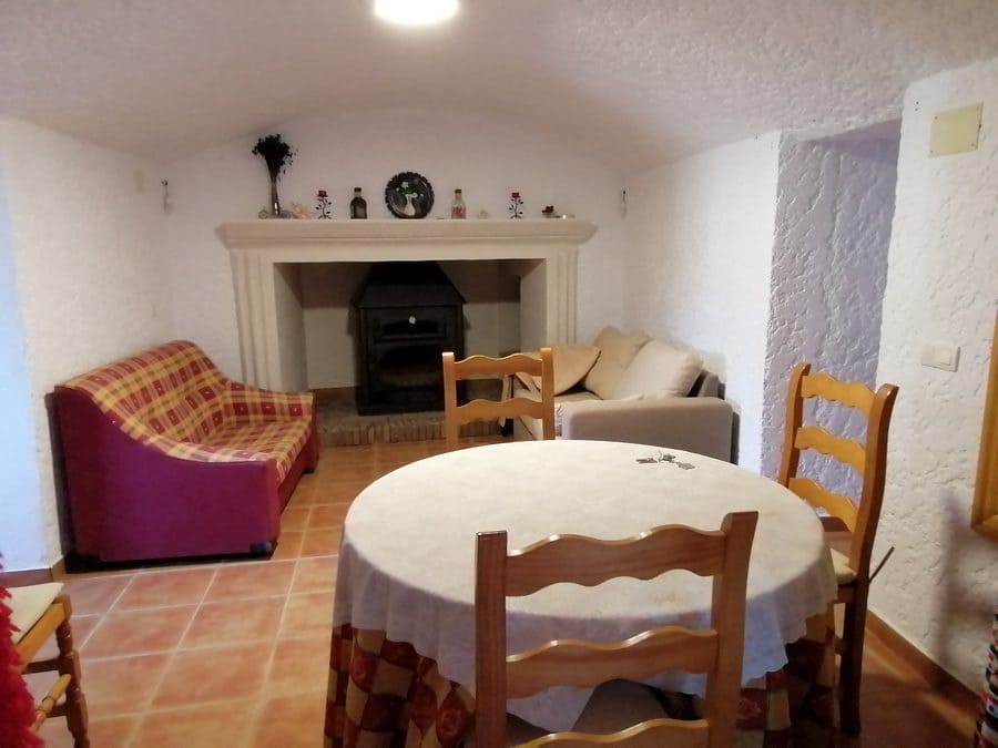 5 sypialnia Dom w skale na sprzedaż w Cortes de Baza - 115 000 € (Ref: 8707434)