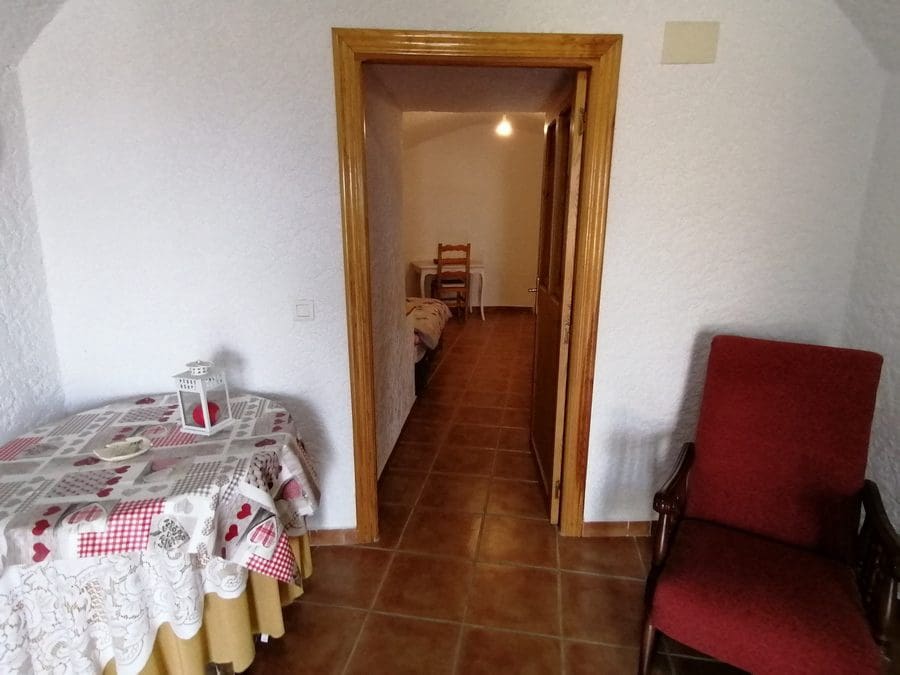 5 sypialnia Dom w skale na sprzedaż w Cortes de Baza - 115 000 € (Ref: 8707434)