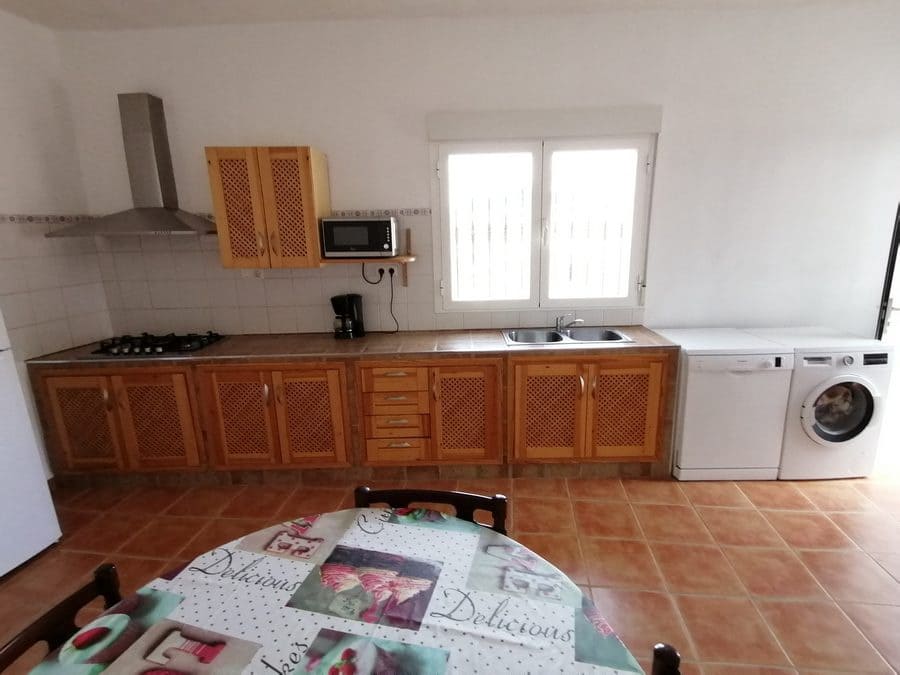 5 sypialnia Dom w skale na sprzedaż w Cortes de Baza - 115 000 € (Ref: 8707434)