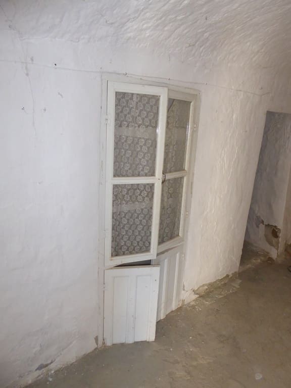 3 soveværelse Hulehus til salg i Baza - € 39.000 (Ref: 8807481)