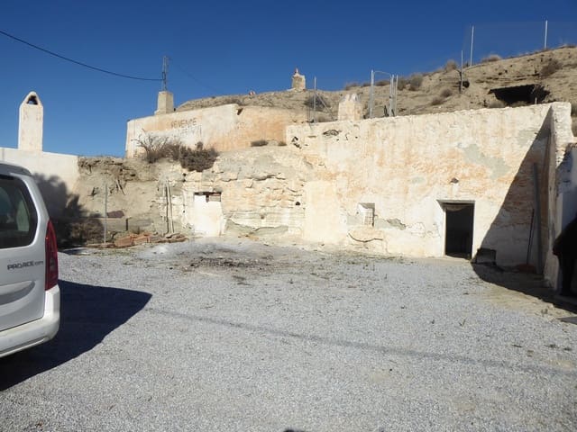 3 soveværelse Hulehus til salg i Baza - € 39.000 (Ref: 8807481)