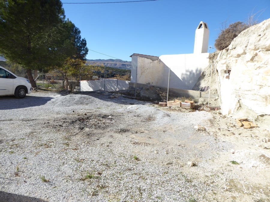 3 soveværelse Hulehus til salg i Baza - € 39.000 (Ref: 8807481)