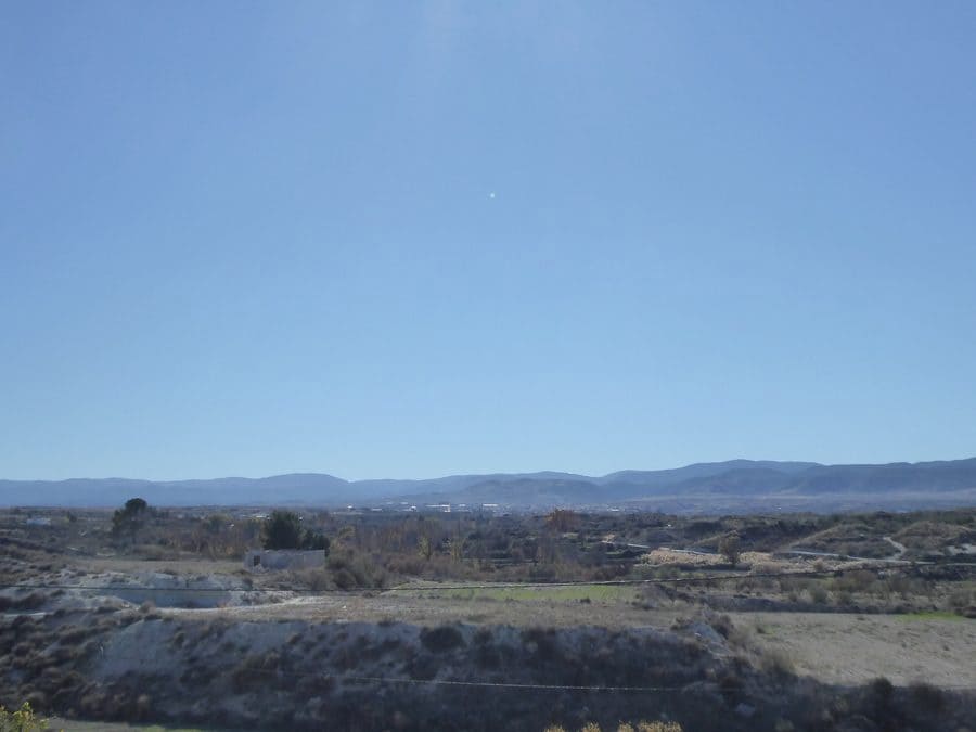 3 makuuhuone Luolatalo myytävänä paikassa Baza - 39 000 € (Ref: 8807481)