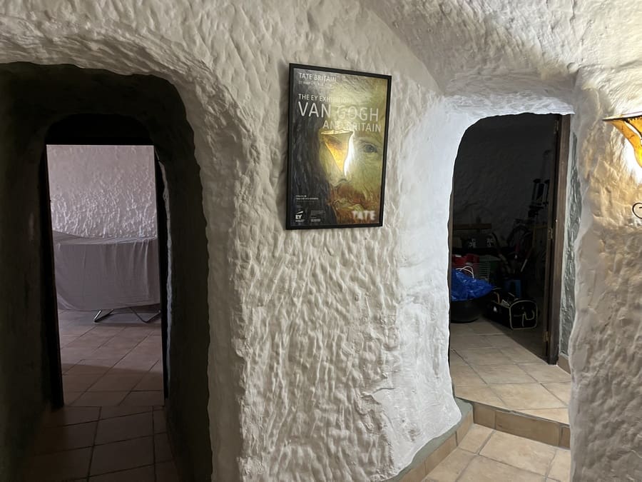 7 bedroom Cave House for sale in Cortes de Baza - € 195,000 (Ref: 8953811)