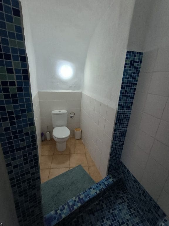 7 makuuhuone Luolatalo myytävänä paikassa Cortes de Baza - 195 000 € (Ref: 8953811)