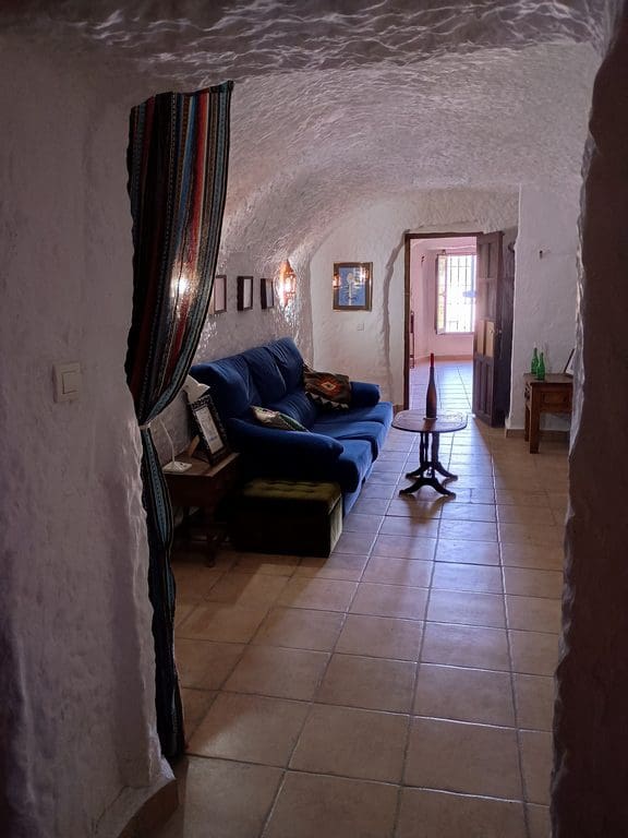 7 makuuhuone Luolatalo myytävänä paikassa Cortes de Baza - 195 000 € (Ref: 8953811)