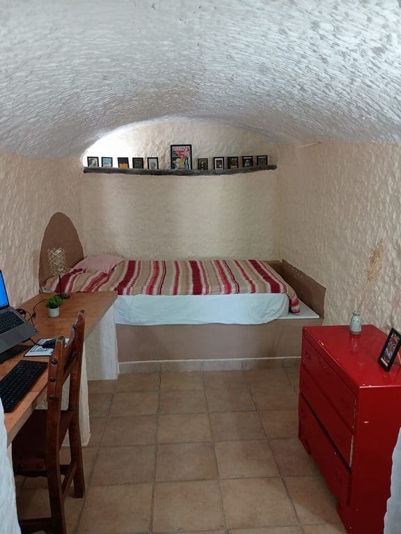 7 makuuhuone Luolatalo myytävänä paikassa Cortes de Baza - 195 000 € (Ref: 8953811)