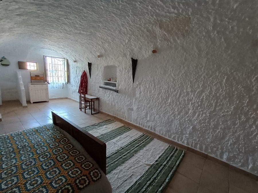 7 makuuhuone Luolatalo myytävänä paikassa Cortes de Baza - 195 000 € (Ref: 8953811)