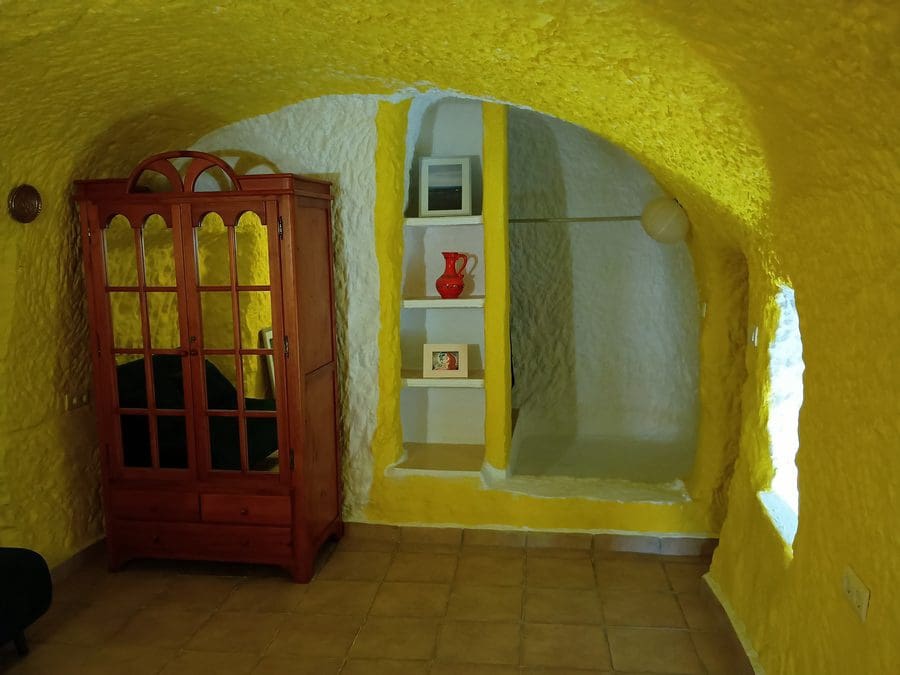 7 makuuhuone Luolatalo myytävänä paikassa Cortes de Baza - 195 000 € (Ref: 8953811)