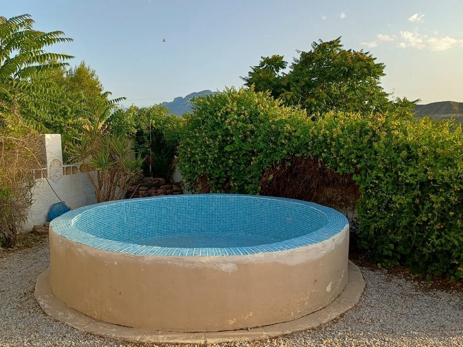 7 makuuhuone Luolatalo myytävänä paikassa Cortes de Baza - 195 000 € (Ref: 8953811)