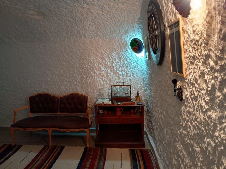 7 makuuhuone Luolatalo myytävänä paikassa Cortes de Baza - 195 000 € (Ref: 8953811)