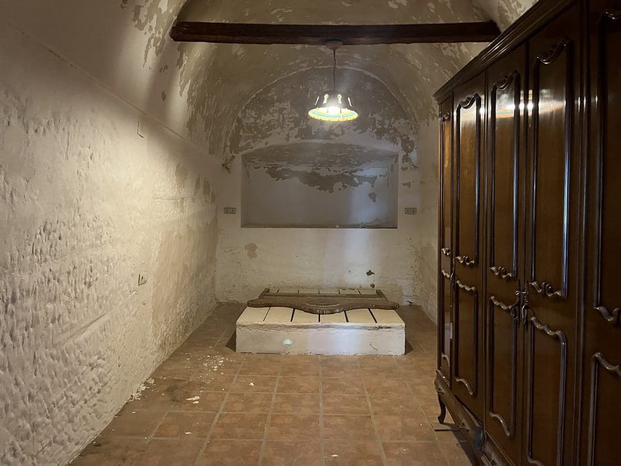 3 makuuhuone Luolatalo myytävänä paikassa Cortes de Baza - 55 000 € (Ref: 8953812)