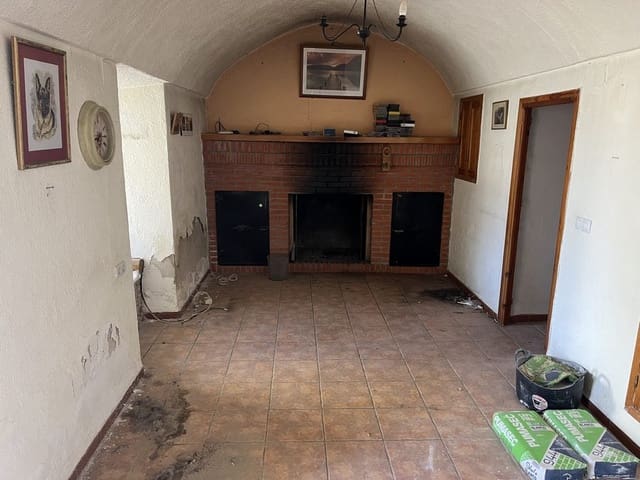 3 makuuhuone Luolatalo myytävänä paikassa Cortes de Baza - 55 000 € (Ref: 8953812)