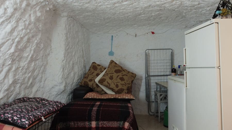 4 soverom Grottehus til salgs i Bacor - € 90 000 (Ref: 8977154)