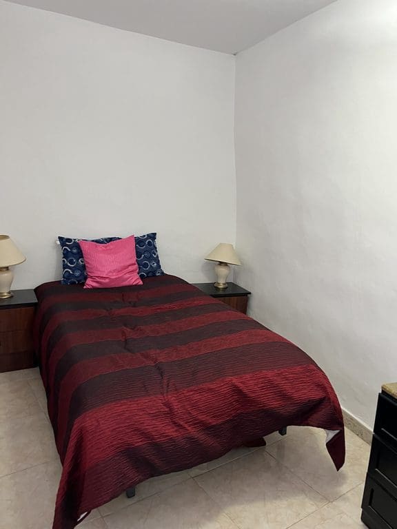 4 sypialnia Dom w skale na sprzedaż w Bacor - 90 000 € (Ref: 8977154)