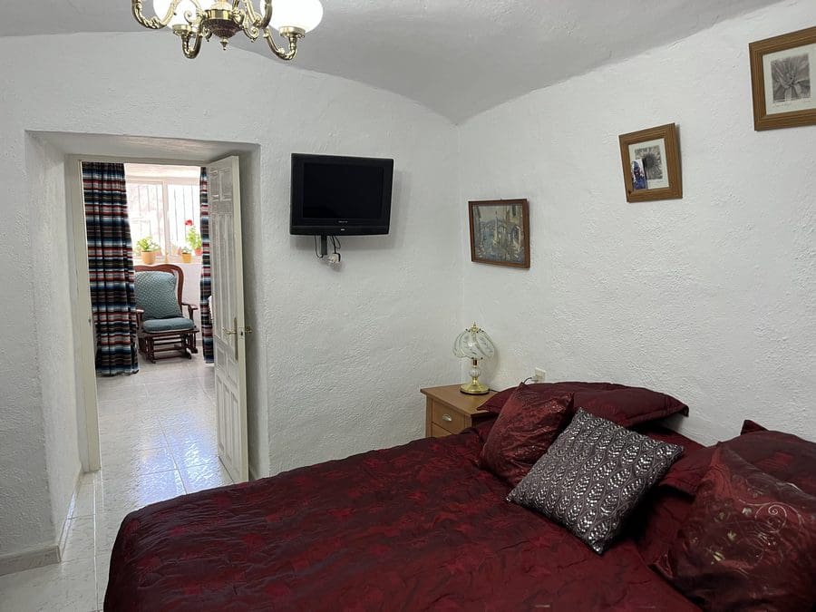 4 sypialnia Dom w skale na sprzedaż w Bacor - 90 000 € (Ref: 8977154)