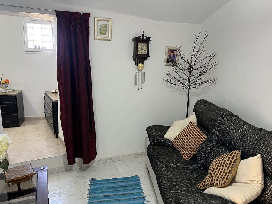 4 sypialnia Dom w skale na sprzedaż w Bacor - 90 000 € (Ref: 8977154)