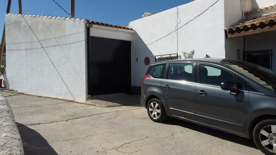 4 sypialnia Dom w skale na sprzedaż w Bacor - 90 000 € (Ref: 8977154)