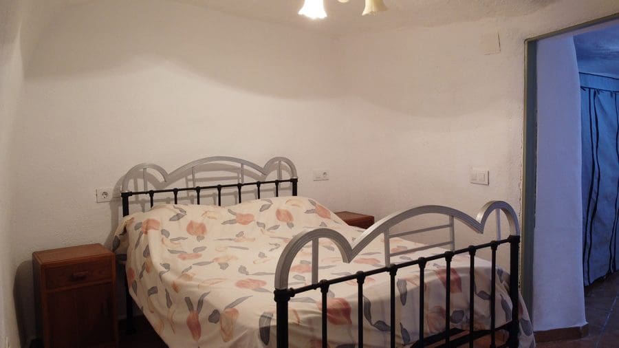 3 slaapkamer Grotwoning te koop in Almontaras - € 54.000 (Ref: 8993267)