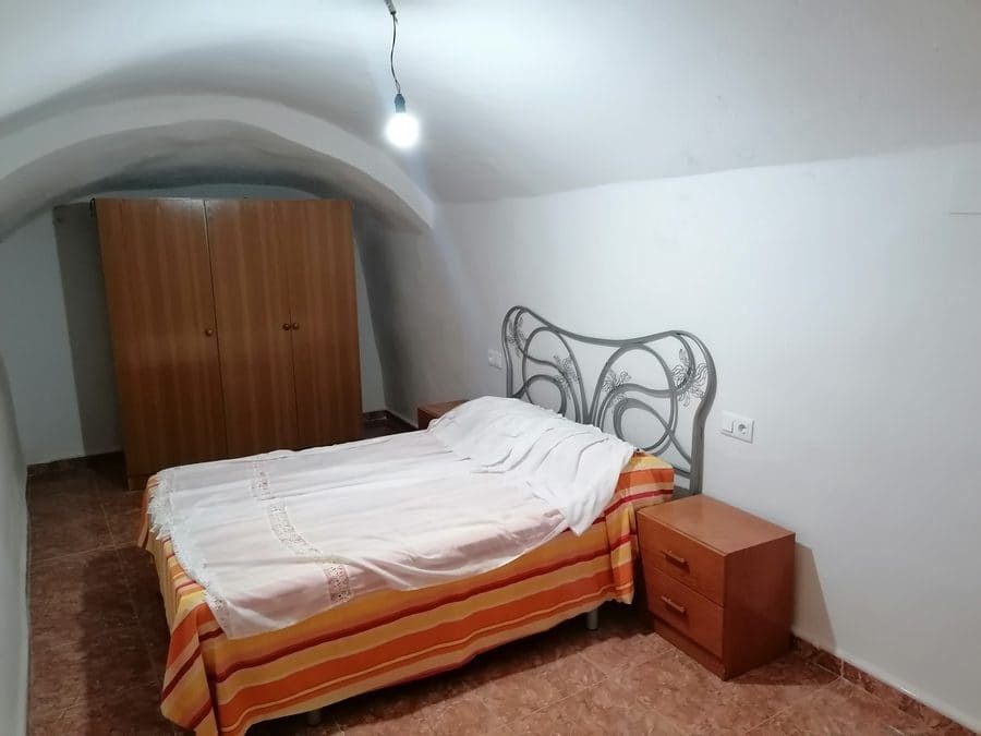 3 chambre Maison Troglodyte à vendre à Almontaras - 72 000 € (Ref: 9000689)
