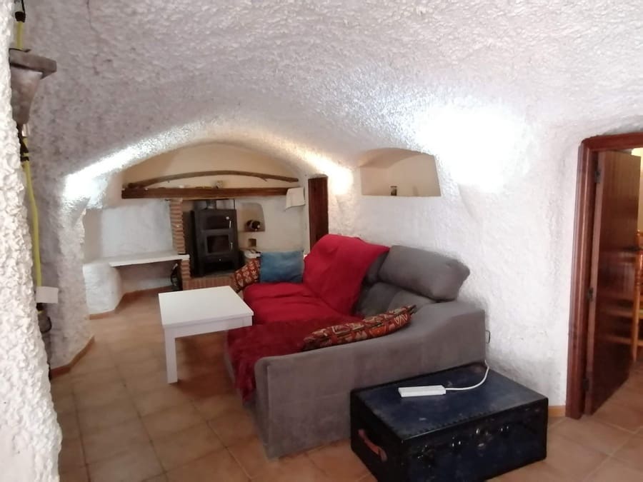 3 soveværelse Hulehus til salg i Cuevas del Campo med swimmingpool - € 99.950 (Ref: 9004650)