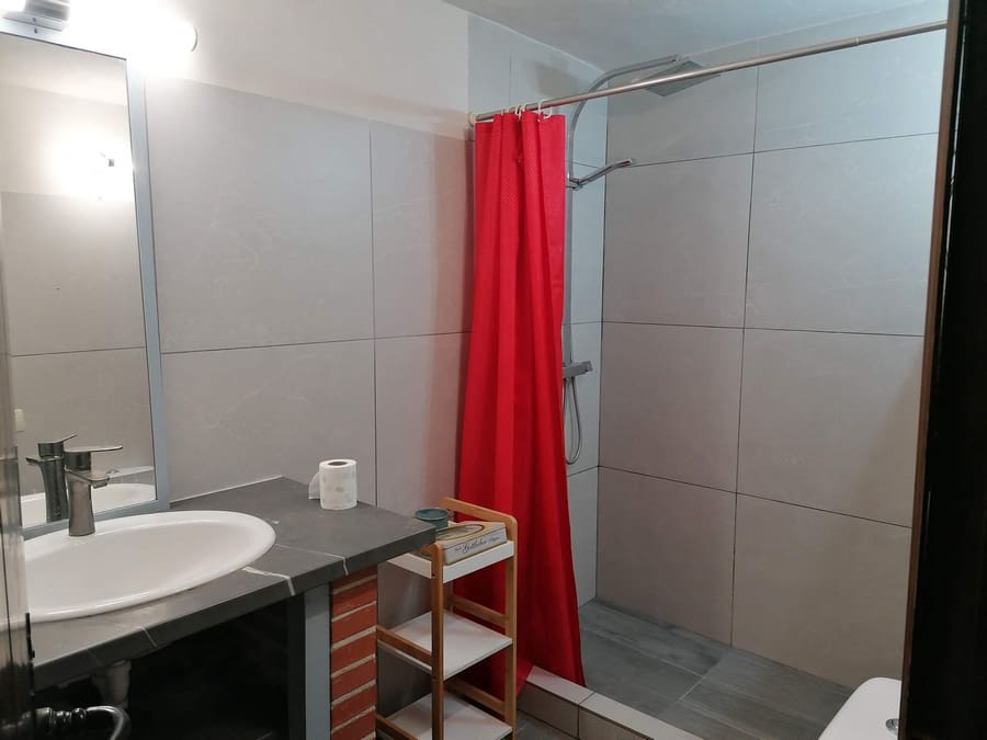 3 soveværelse Hulehus til salg i Cuevas del Campo med swimmingpool - € 99.950 (Ref: 9004650)