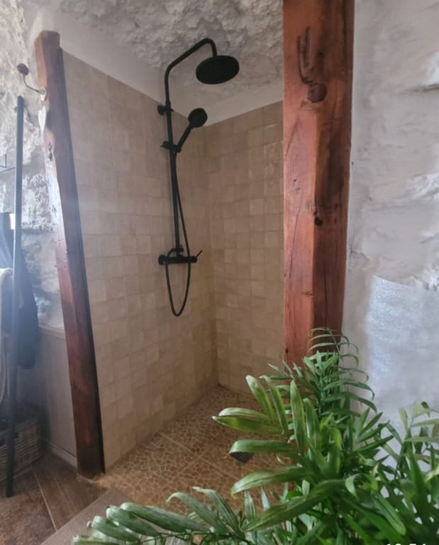 3 soveværelse Hulehus til salg i Galera - € 135.000 (Ref: 9103219)