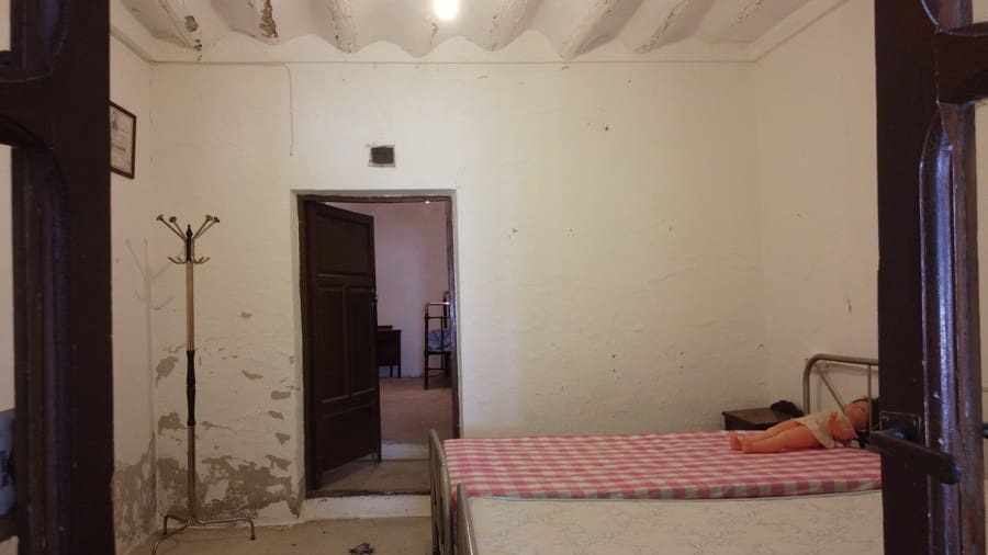 6 slaapkamer Huis te koop in Benamaurel - € 64.000 (Ref: 9135920)