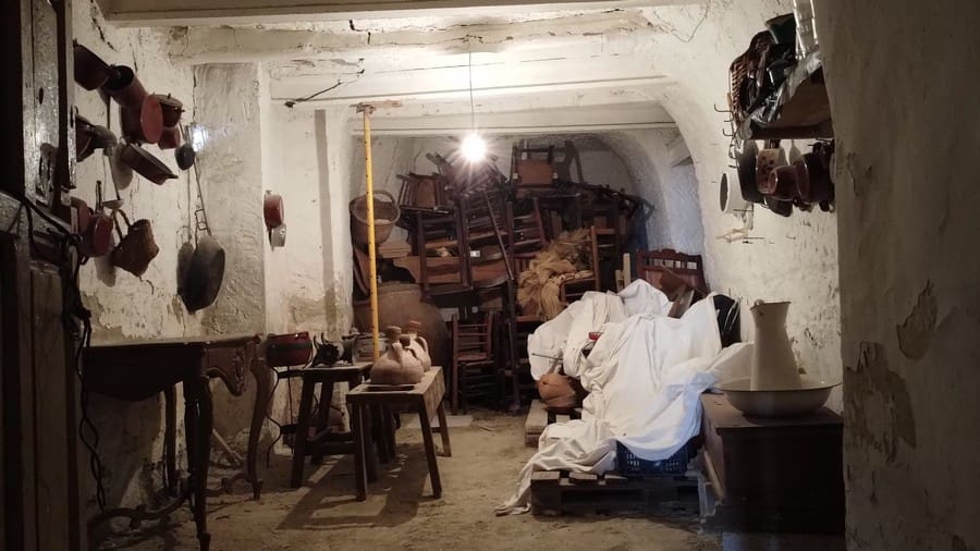 6 slaapkamer Huis te koop in Benamaurel - € 64.000 (Ref: 9135920)