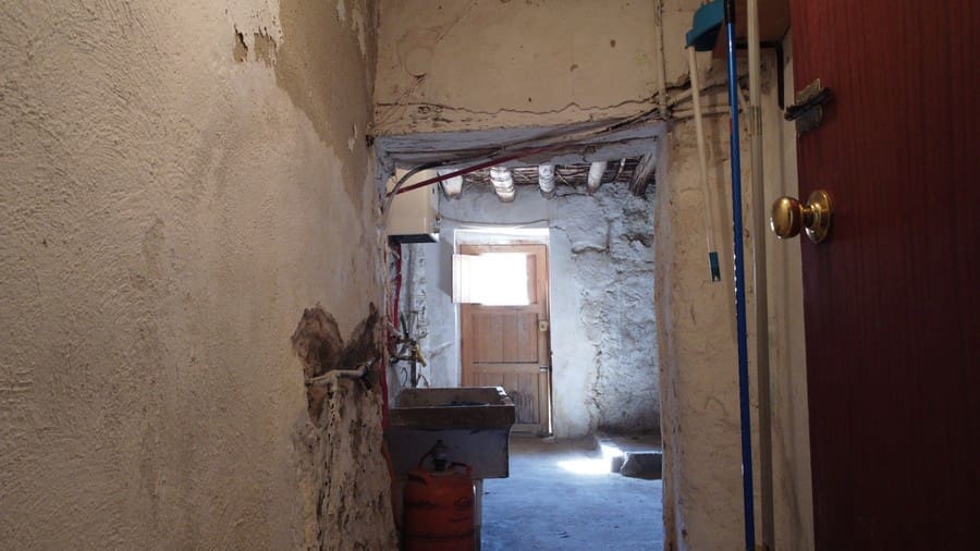 6 slaapkamer Huis te koop in Benamaurel - € 64.000 (Ref: 9135920)