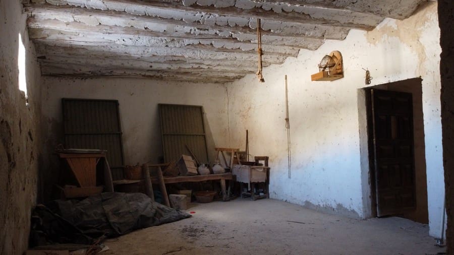 6 slaapkamer Huis te koop in Benamaurel - € 64.000 (Ref: 9135920)