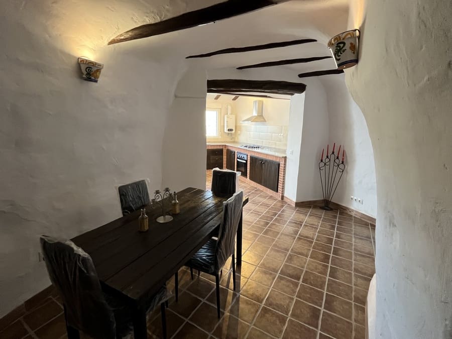 4 soveværelse Hulehus til salg i Cortes de Baza - € 118.950 (Ref: 9144331)