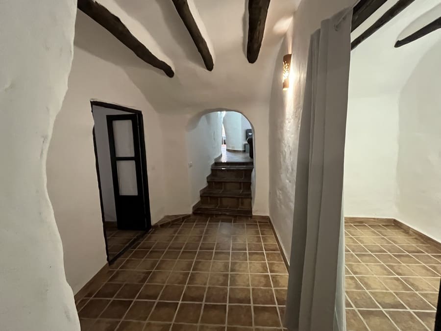 4 soveværelse Hulehus til salg i Cortes de Baza - € 118.950 (Ref: 9144331)