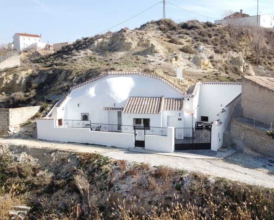 4 soveværelse Hulehus til salg i Cortes de Baza - € 118.950 (Ref: 9144331)