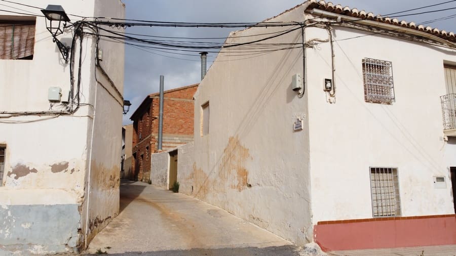 5 soverom Hus til salgs i Caniles - € 100 000 (Ref: 9144332)