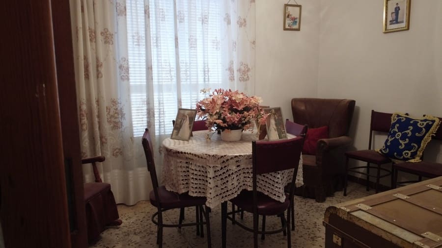 5 soverom Hus til salgs i Caniles - € 100 000 (Ref: 9144332)