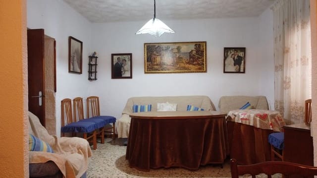 5 Zimmer Finca/Landgut zu verkaufen in Caniles - 100.000 € (Ref: 9144332)