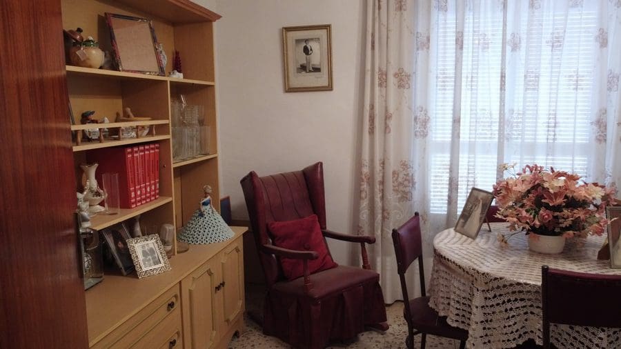 5 makuuhuone Maalaistalo myytävänä paikassa Caniles - 100 000 € (Ref: 9144332)