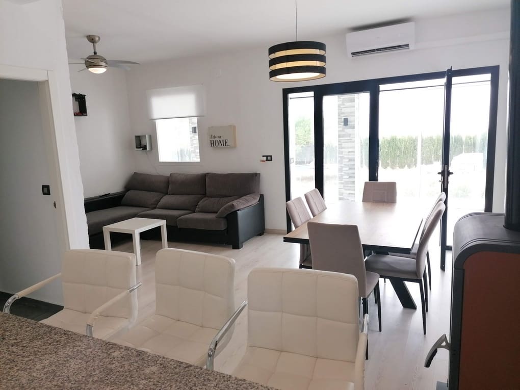 3 soverom Finca/Herregård til salgs i Gor med svømmebasseng - € 199 500 (Ref: 9176962)