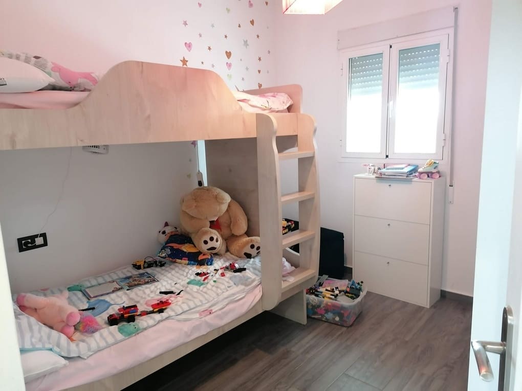 3 soverom Finca/Herregård til salgs i Gor med svømmebasseng - € 199 500 (Ref: 9176962)