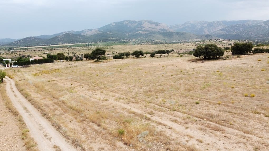 3 soverom Finca/Herregård til salgs i Gor med svømmebasseng - € 199 500 (Ref: 9176962)