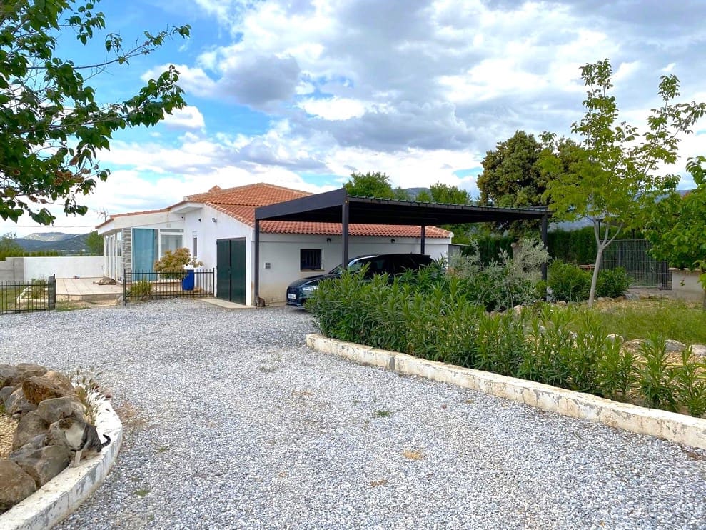 3 soverom Finca/Herregård til salgs i Gor med svømmebasseng - € 199 500 (Ref: 9176962)