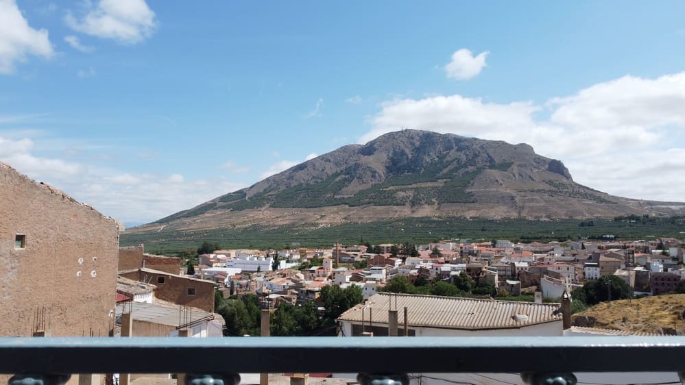 4 soveværelse Byhus til salg i Zujar - € 36.000 (Ref: 9193366)